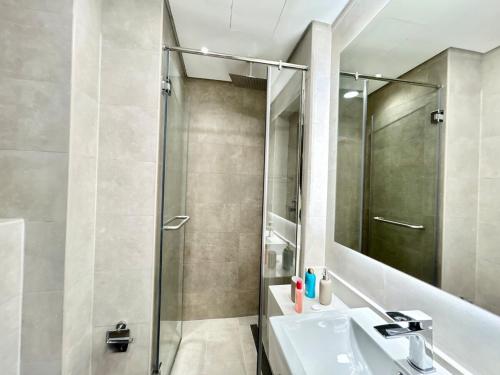 Homes2Retreat - Elegant Studio in JVC, Dubai, Dubai (photo 10)