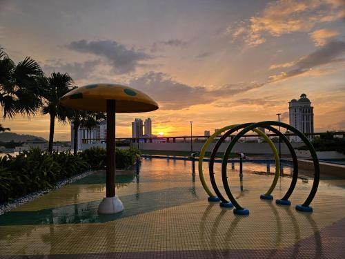 Metropol Serviced Apartment BM Perda CozyUrbanView, Penang