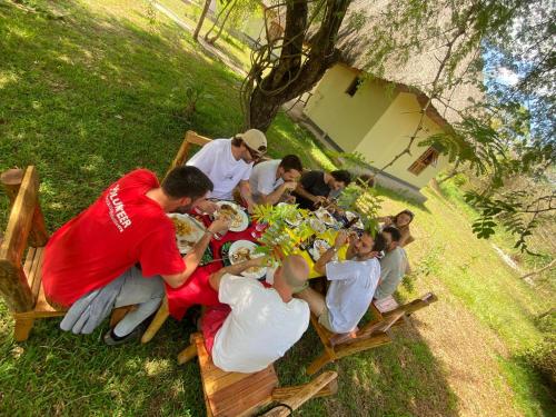 Ruoka ja Juomat, Savannah Murchison Lodge  in Paraa