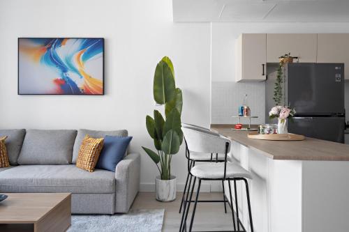 Renovated Luxe Bay Central Dubai Marina Apartment, Dubai (Foto 9)