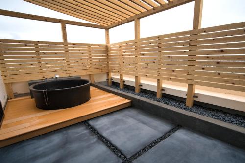 HOTEL The KAISER -全室人工ラドン温泉-