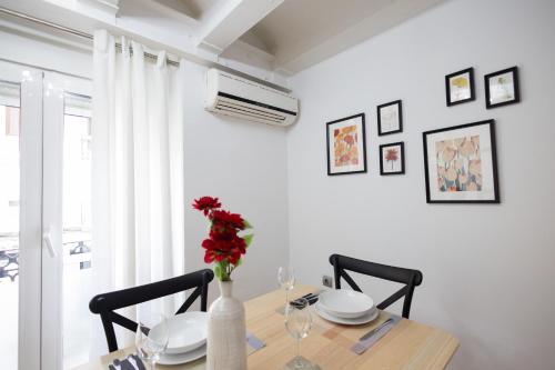 CASA FLORIT - Your Apartment in Ruzafa - 4 Guests - 5 min City Centre, Valencia (foto 9)