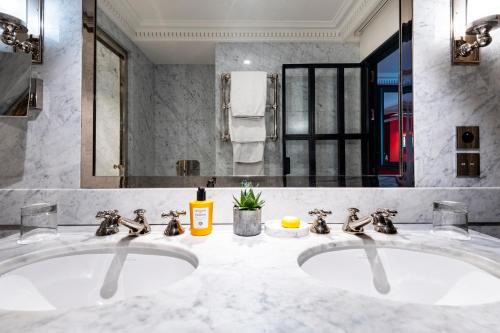 Hôtel de Berri a Luxury Collection Hotel Paris - image 10