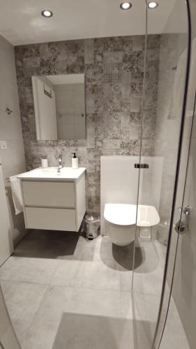 Mayenzett 25, komplett renoviert, vis-à-vis Klinik & Thermalbad, Leukerbad (fotografie 4)