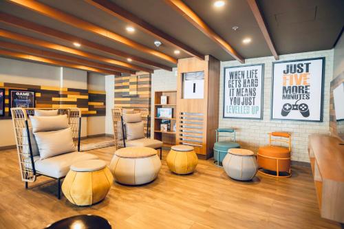 Cozy Flat at Makati s Coolest St Cozy Flat at Makati s Coolest St