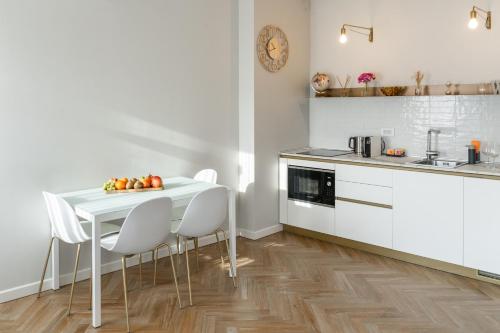 HomeThirtyFour, Verona
