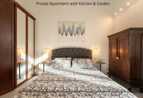 APARTMENT 20, Florence
