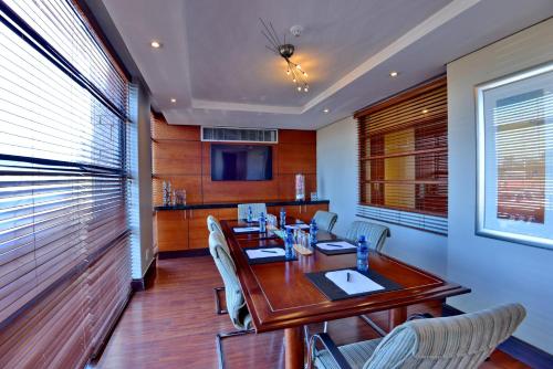 City Lodge Hotel Johannesburg Airport Barbara Road in Germiston