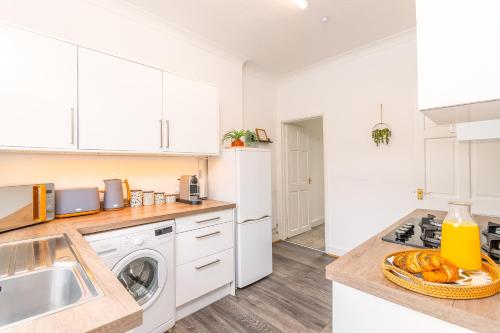 ห้องครัว, The Nest Superb Apartment In Afan Forest Bike Park By Staystaycations in พอร์ต เทลบอท