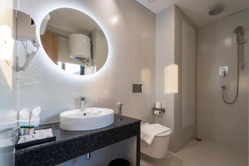 Deluxe Suite room in Atithi Suites
