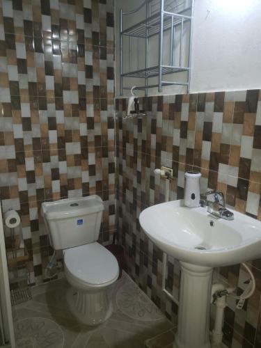 Charming Kingston Room for Rent - Private Entrance Full Access in ริชมอนด์ พาร์ค