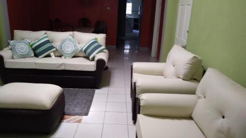 Charming Kingston Room for Rent - Private Entrance Full Access in ริชมอนด์ พาร์ค