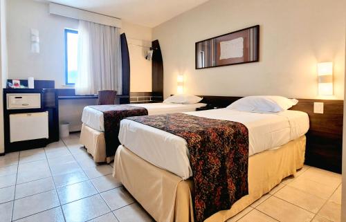 2 twin beds