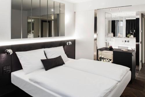 Comfort Double or Twin Room image 2