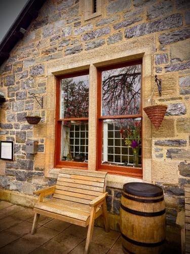 Ресторан, Loch Ness Lodge Hotel in Драмнедрочіт