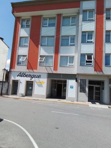 Hostel & Rooms O Albergue da Meiga - Caldas De Reyes Hostel & Rooms O Albergue da Meiga - Caldas De Reyes