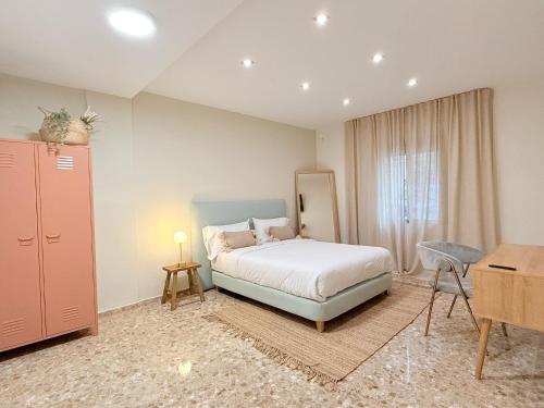 Beach Room Valencia, NETFLIX, 4 mins walk to the beach, Valencie (fotografie 3)