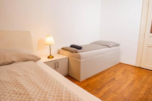 6 Bob's Apartments - 3 bedrooms, King size beds, Praha (fotografie 7)