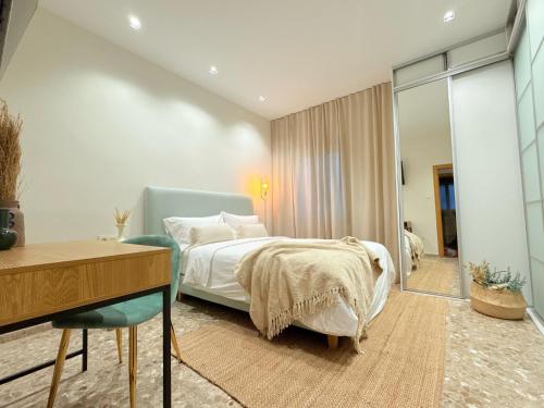 Beach Room Valencia, NETFLIX, 4 mins walk to the beach 5
