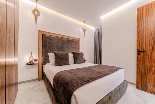 Charming Apartment in Hyper Center Modernity - image 7