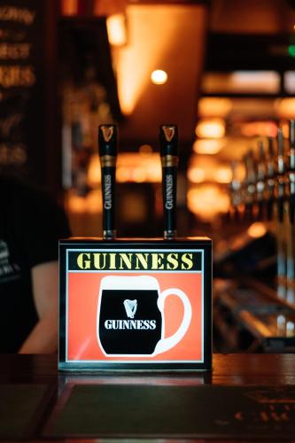 The Crown Pub & Guesthouse - image 11