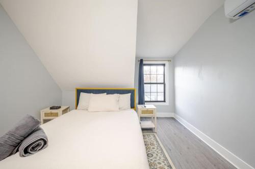 2 Bed Apt in BlackRock by beach