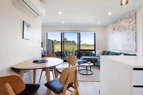 Modern Townhouse by Mangere Mountain near Airport, Auckland (foto 4)