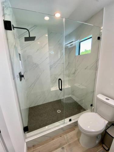 Secure Cozy Tiny Home Central Houston Secure Cozy Tiny Home Central Houston