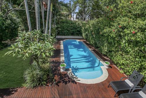 Family Friendly, Pool, 9km to City by Custom Bnb Hosting