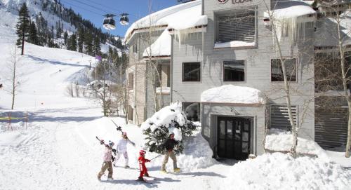 Palisades Tahoe Lodge Rentals Studio #115 in โอลิมปิกแวลเลย์