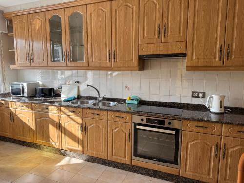 Kitchen, O Castelo in Palas de Rey