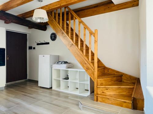 Duplex in casa rurale con cortile privato in Sorengo