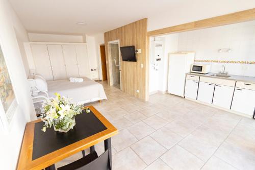 Bristol Apart Hotel