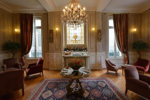 Hotel Castel Jeanson - image 12