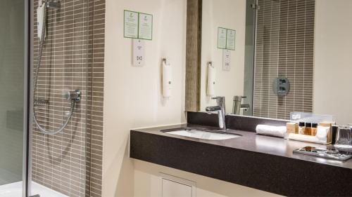 Holiday Inn Milton Keynes East M1 Junc 14 an IHG Hotel - image 7