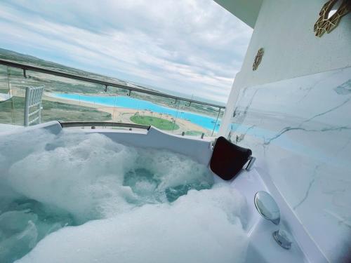 Karibao Ecuabook Room Jacuzzi Sea View 7B in Engabao