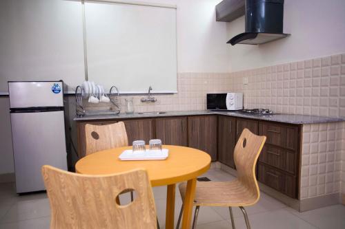 Maati Spaces - Rooms with Kitchen - image 13