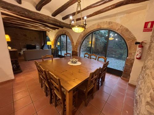 Facilities, Cal Capdevila in Pira