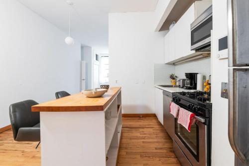 XL Prime Tribeca Furnished Loft, New York (photo 9)