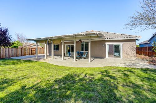 7 Mi to Dtwn: Home w/ Fenced Yard in Roseville! in Highland Reserve