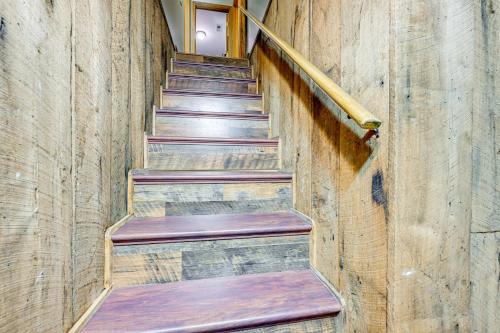 Cabin on Ledford Branch with Waterfall and Wading Pool