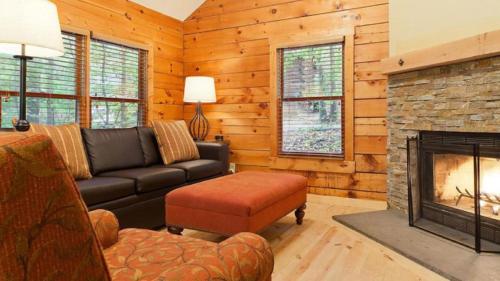 Beautiful 2BD condo in an equestrian themed resort with tons of activities for the family in Gordonsville, USA