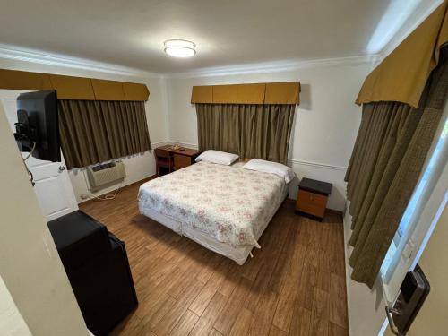 King Motel - Miami – Miami, FL