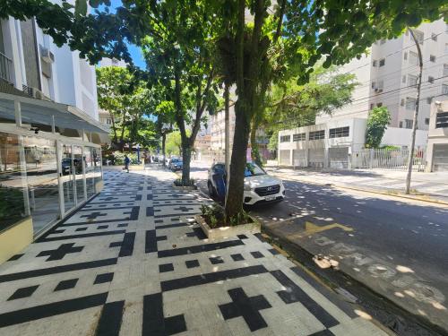 Apartamento Pitangueiras 2 quartos com ar condicionado, garagem