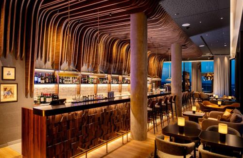 Radisson Blu Hotel at Porsche Design Tower Stuttgart, Stuttgart (photo 9)