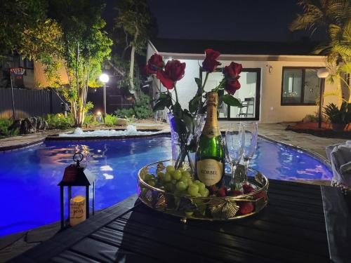 Tropical Oasis Retreat POOL SPA Game Room BBQ