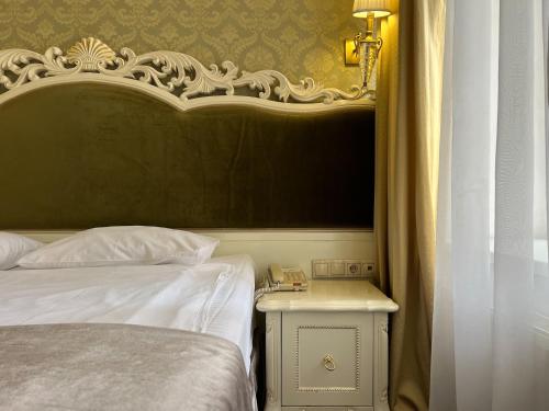 Royal Grand Hotel - image 14