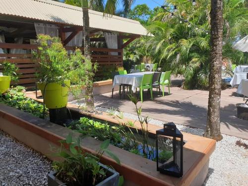 Restoran, Domaine de la Matourienne in Matoury