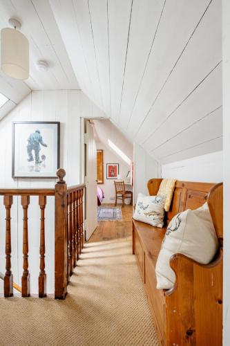 Loch Ness village cottage for 2 with free parking & pets welcome in Drumnadrochit Városközpont