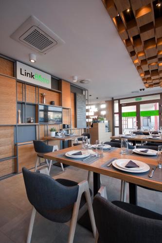Ресторан, Link Hotel in Тчев